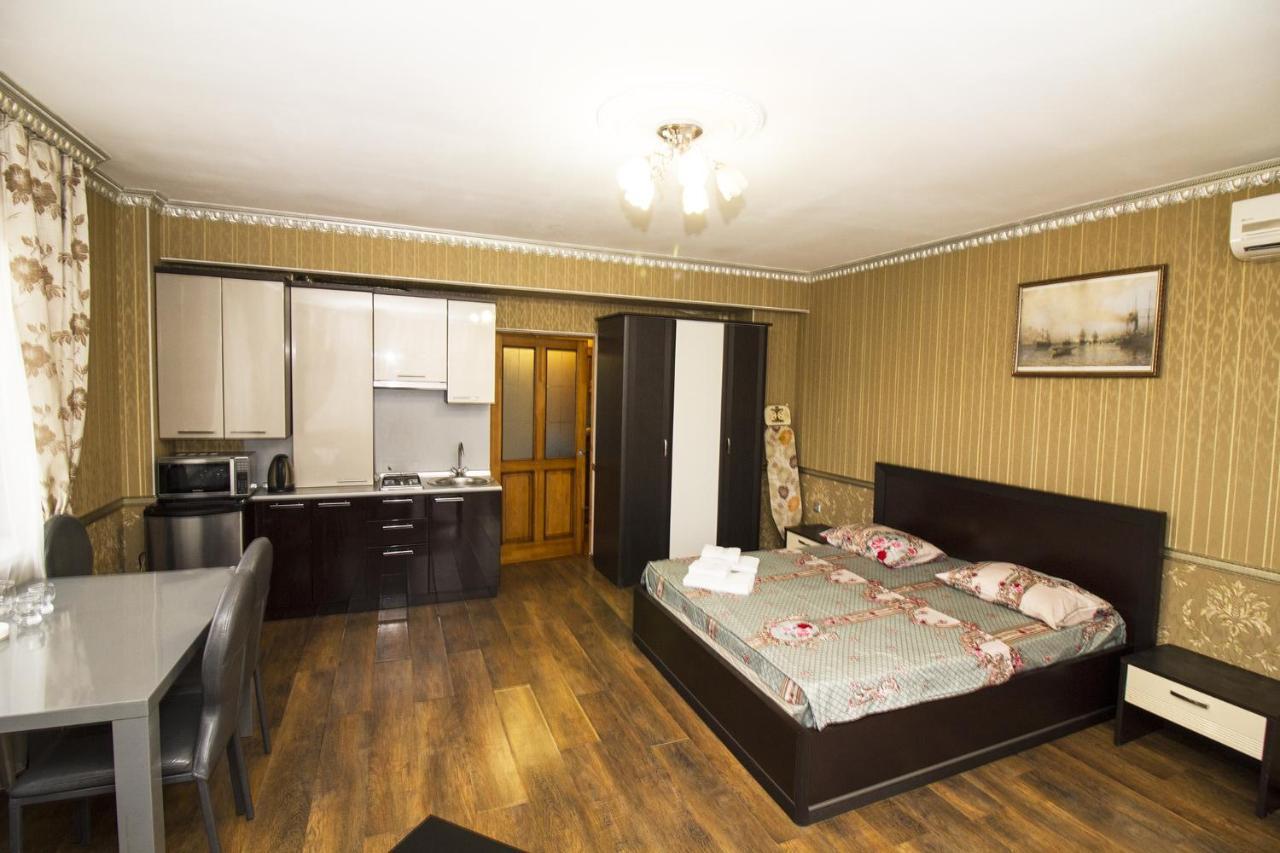 Apartment Pervomayskaya 15 Пятигорск Екстериор снимка