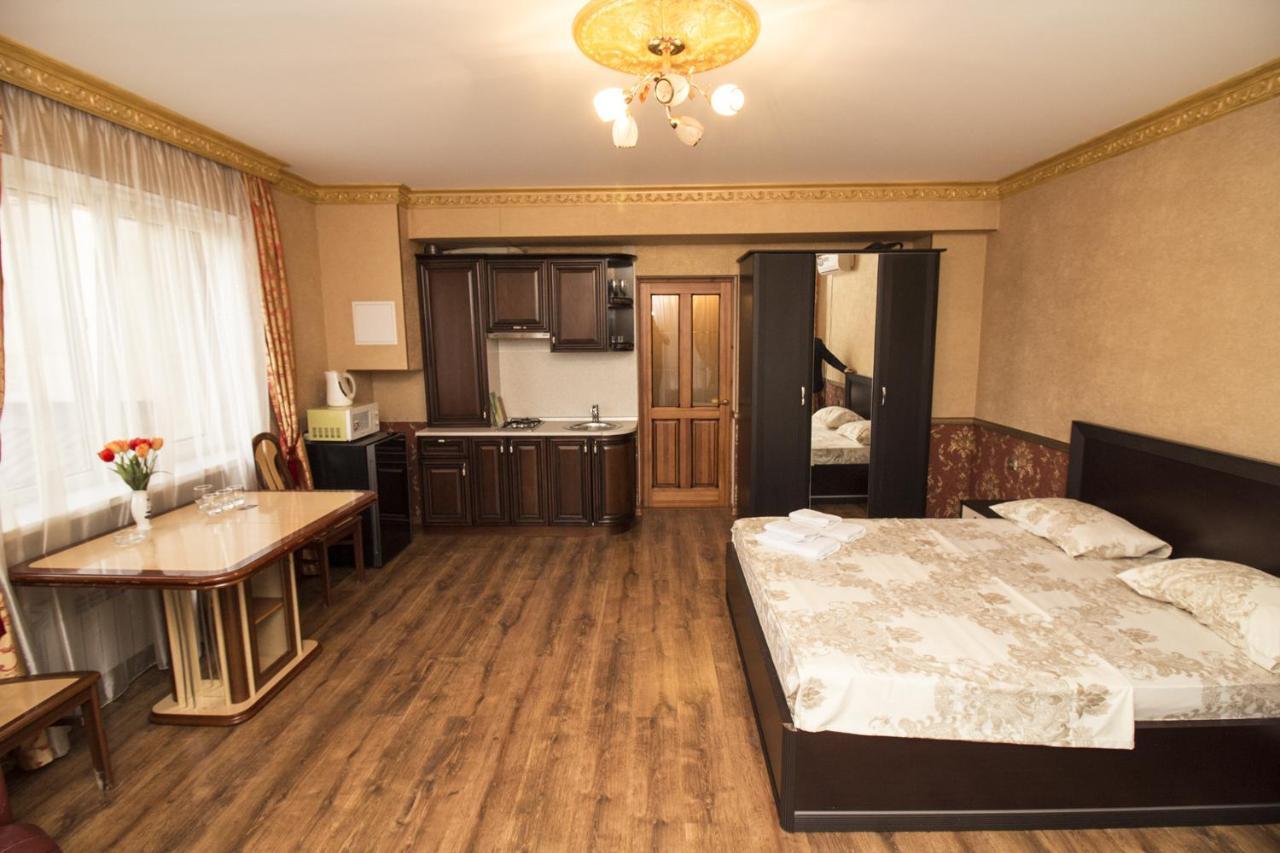 Apartment Pervomayskaya 15 Пятигорск Екстериор снимка